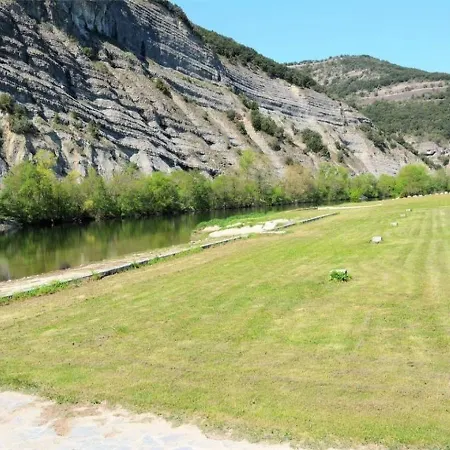 House Pont D Arc - 6 Pers, 95 M2, 4/3 *
